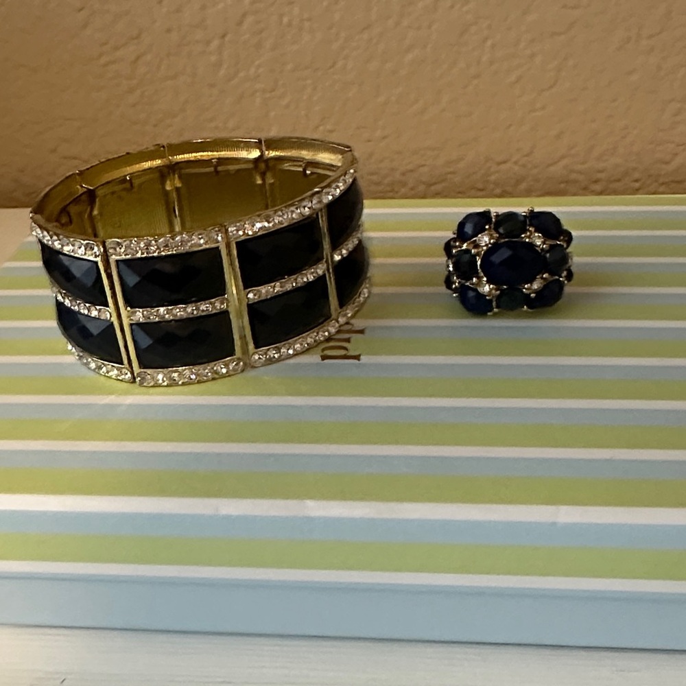 Elegant Gold and Blue Jewelry Set